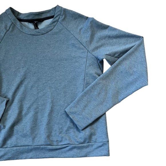 Gray Ryu Long Sleeve Size Medium - Picture 2 of 8